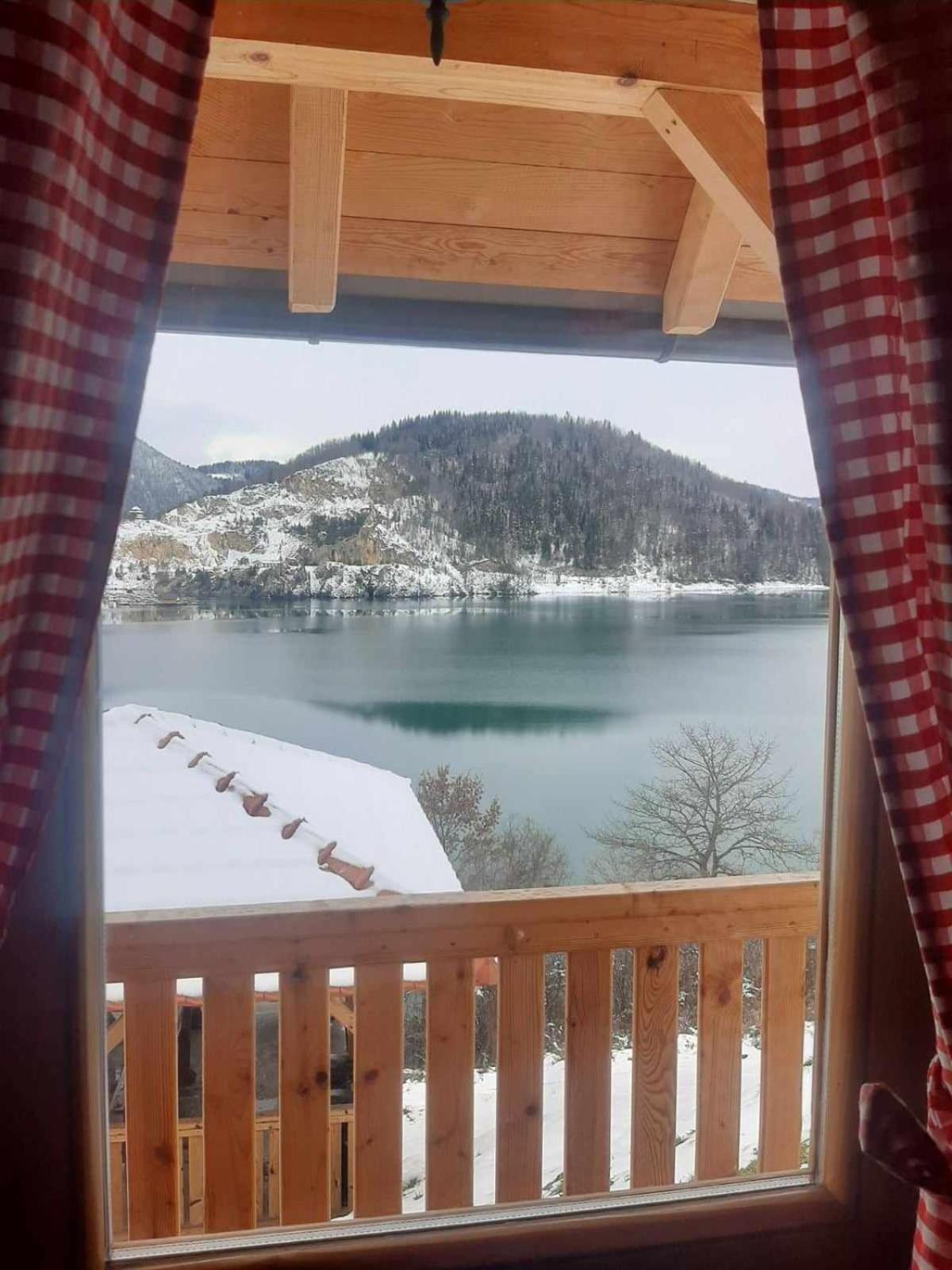 Draganovi Konaci Apartment Zaovine